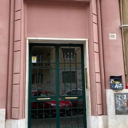 Lovely Loft In The Center Of Rome. Fabrizia Apartment Rome